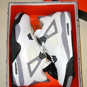 Air Jordan Retro 4 white cement